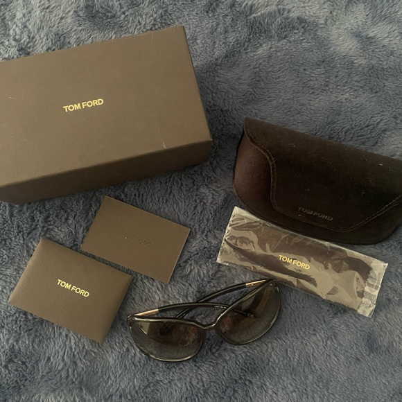 TomFord  classic sunglasses - Picture 5 of 5